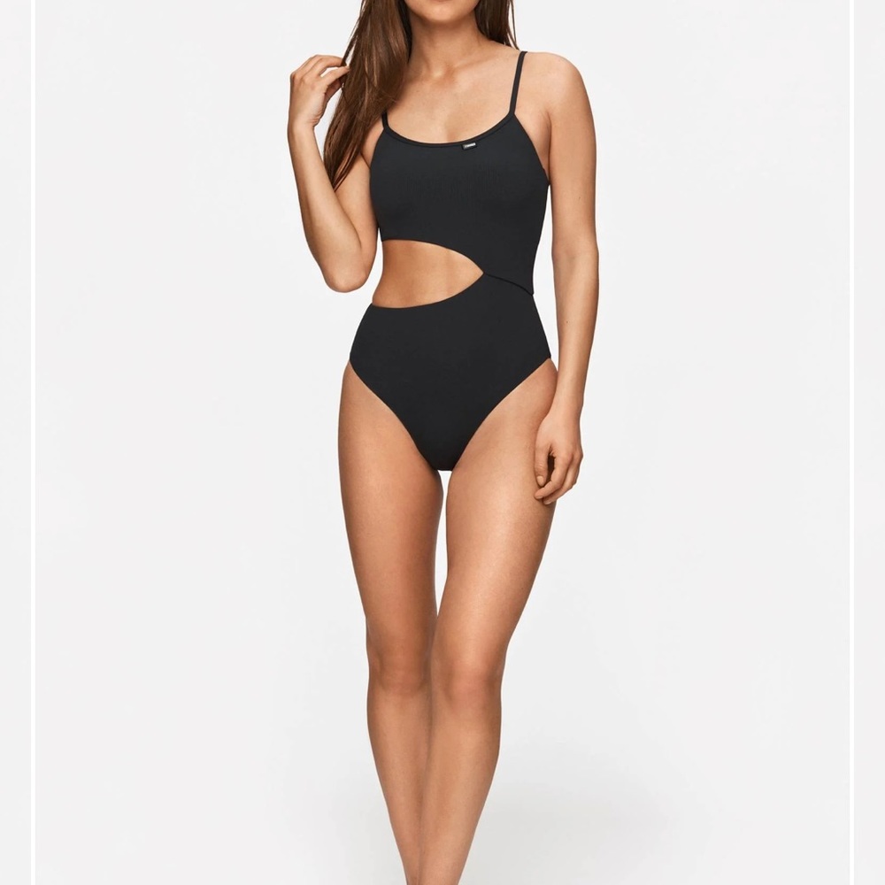 Stronger RIVIERA SWIMSUIT - Picture 9 of 11